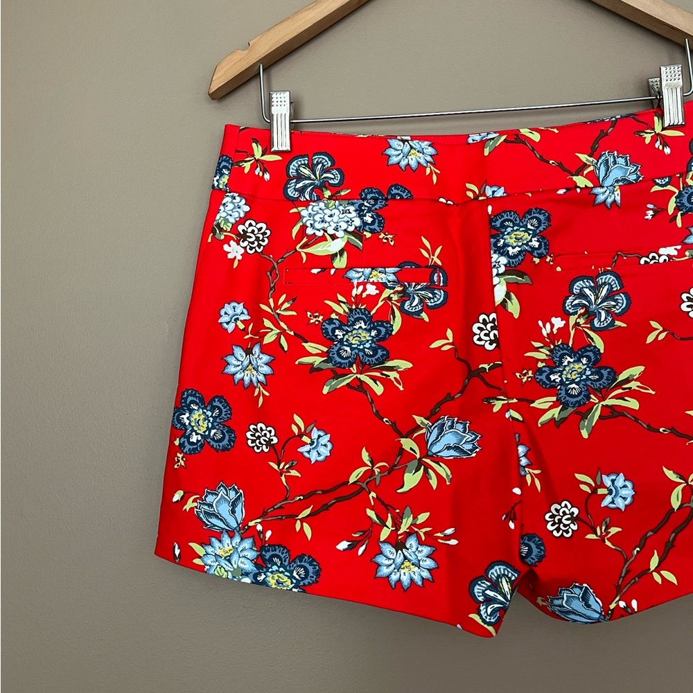 {LOFT} The Riviera Floral Short in Red - Womens 4 - Picture 5 of 9